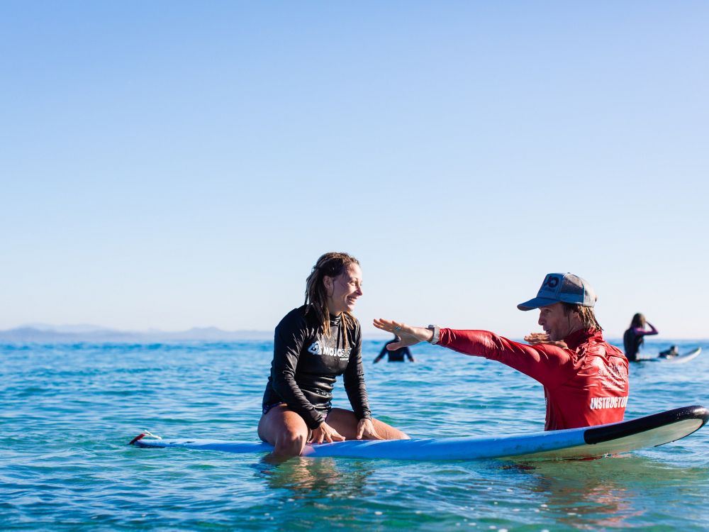 Surflektion med Mojo-instruktør
