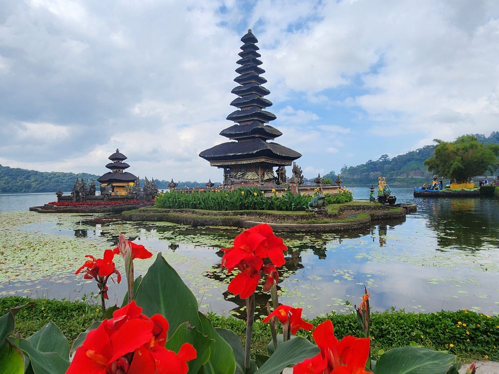 Besøg vandtempel Ulun Danu på Bali